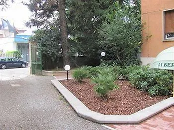 Hotell Giardino 2*