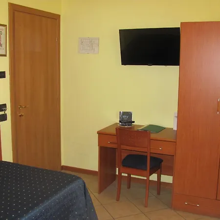 Giardino Hotel Desio